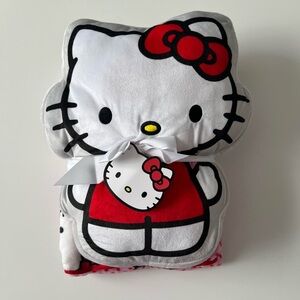 NWT hello kitty pillow and blanket set